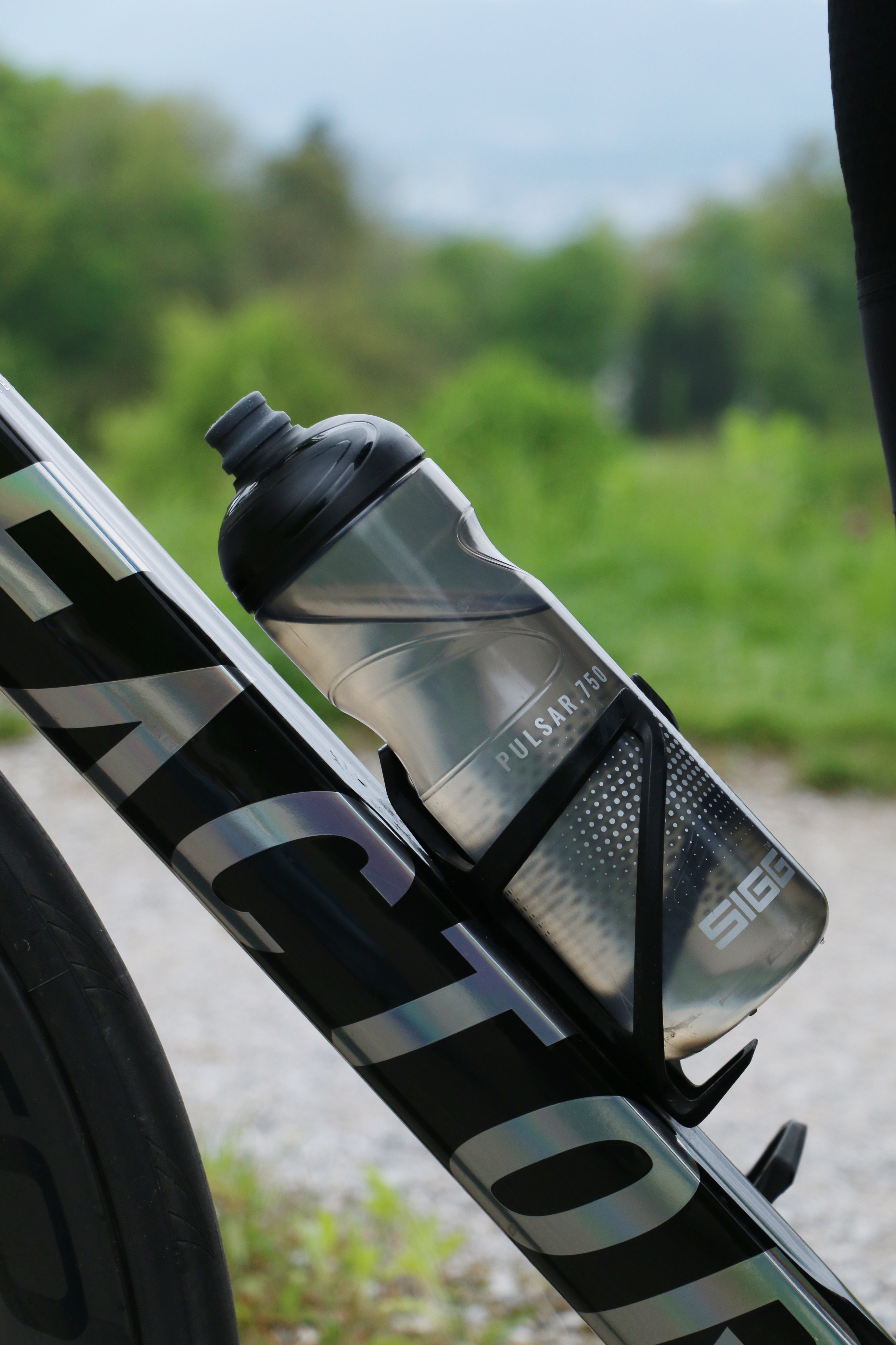 #farbe_anthracite#größe_0.75 l