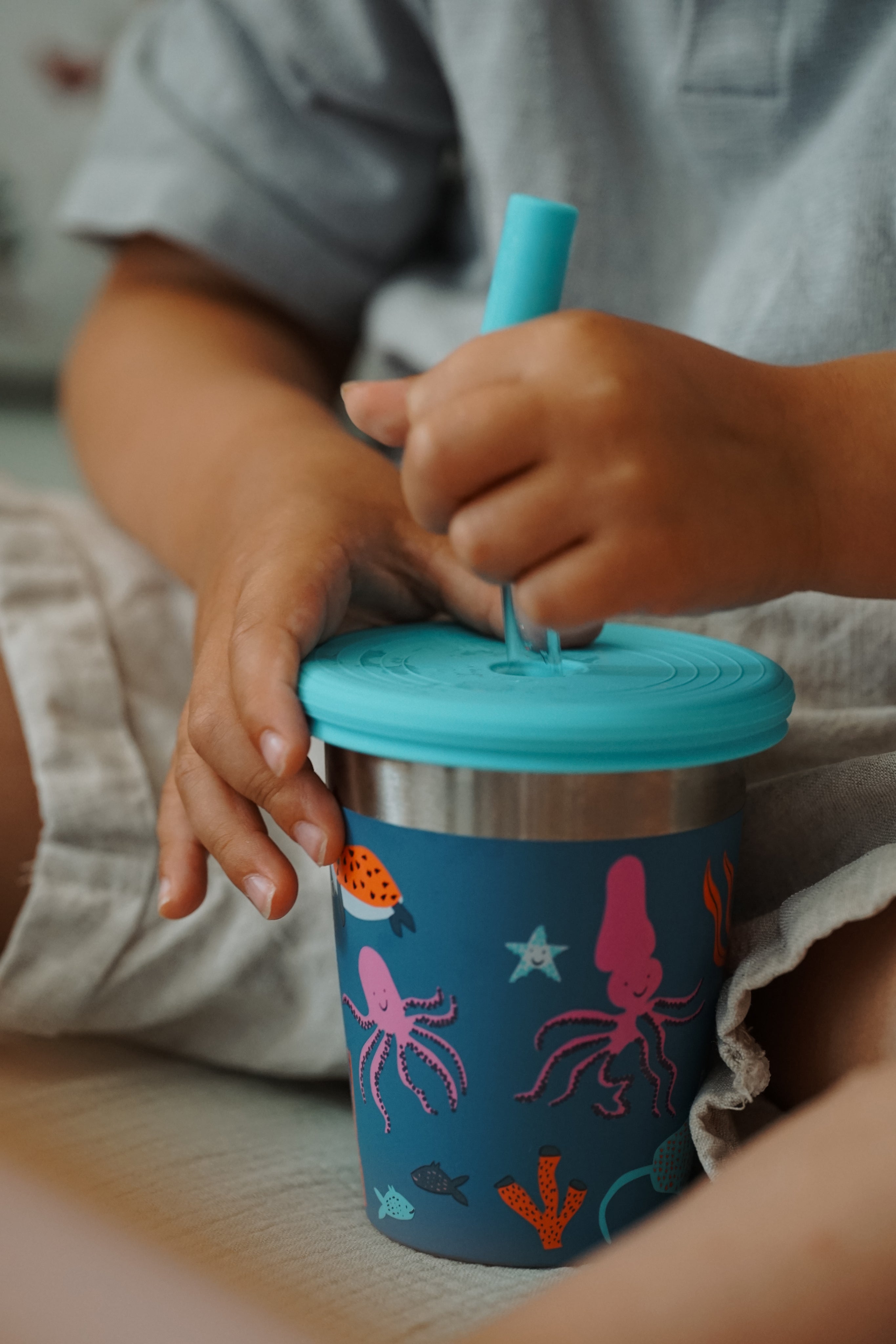 Family Bundle Helia – Night Ink & Kids Straw Cup Blue World
