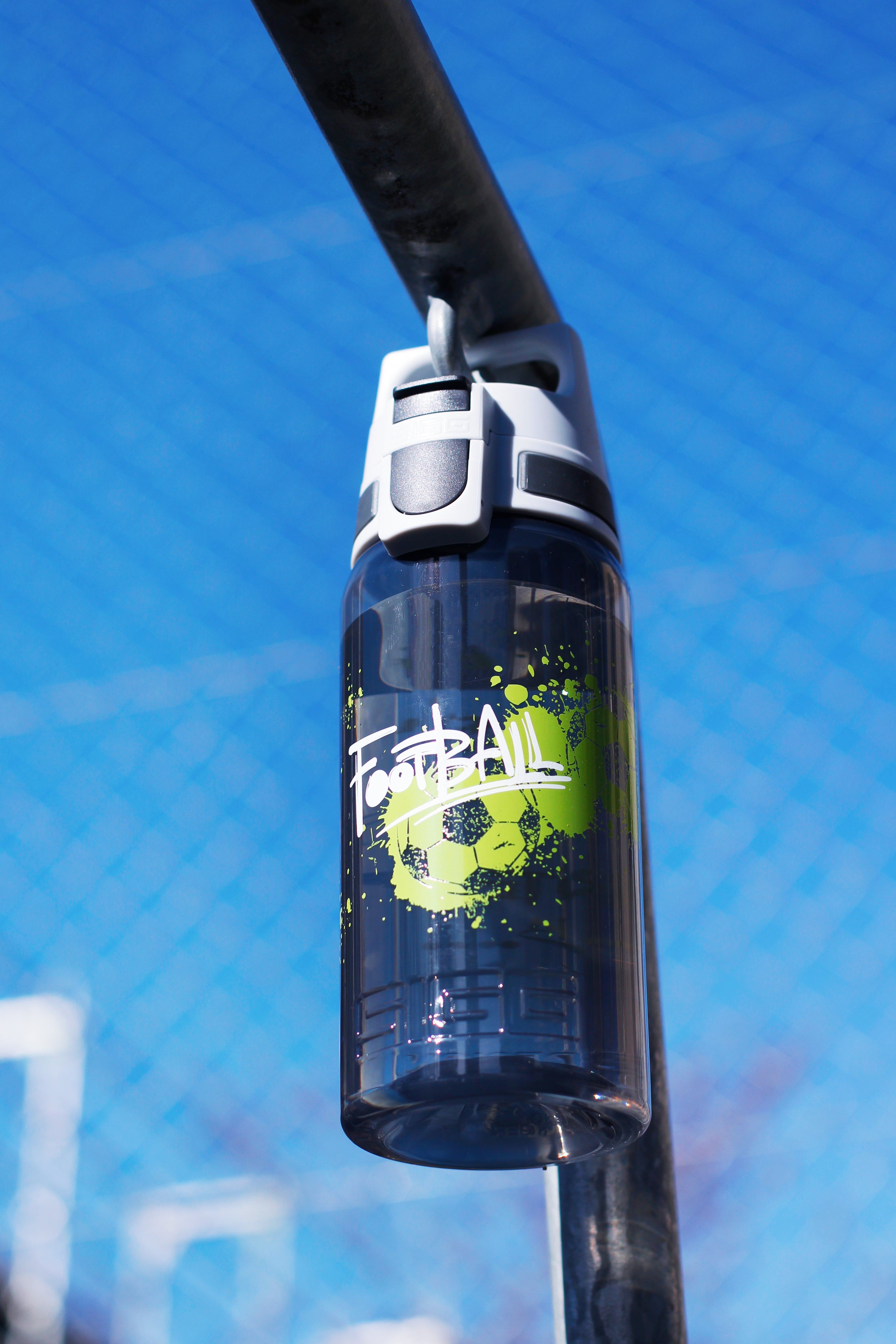 #farbe_football tag#größe_0.5 l